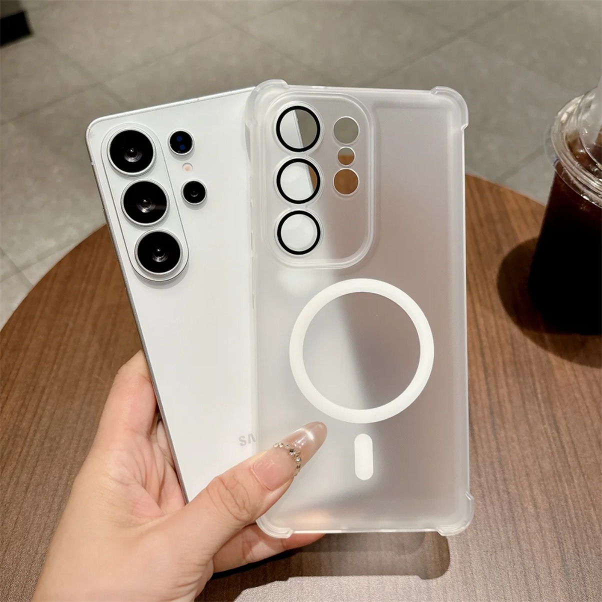 Funda Magnética Mate Translúci - Matte Frosted Case reseña y precio